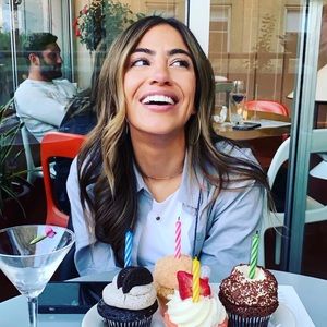 Meet your Posher, Jacqueline